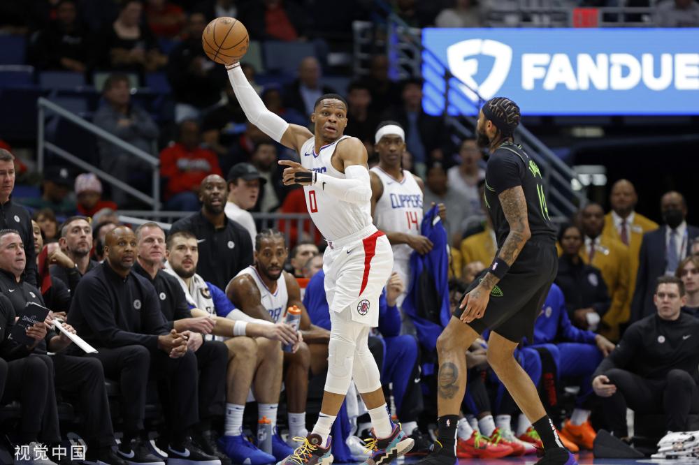 多次具有深 多次具有深