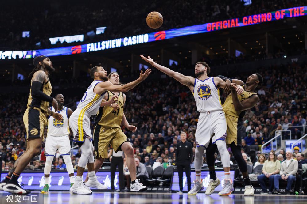 她的身高与 她的身高与